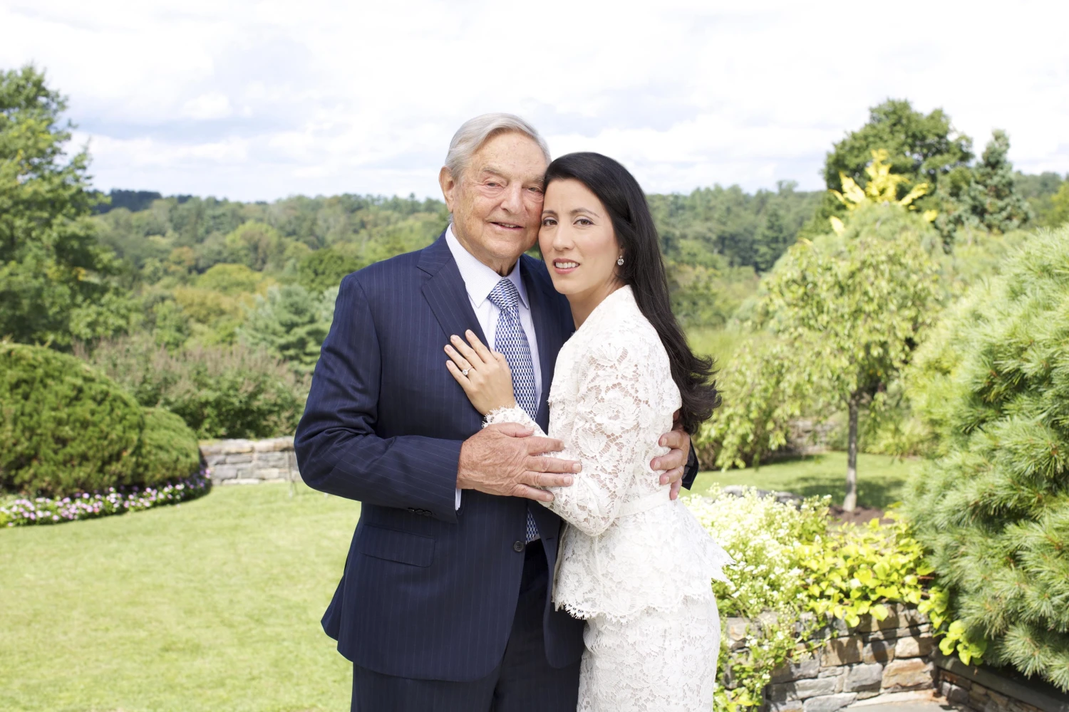 Annaliese Witschak: The Life Of George Soros’ Ex-Wife | Adn-237